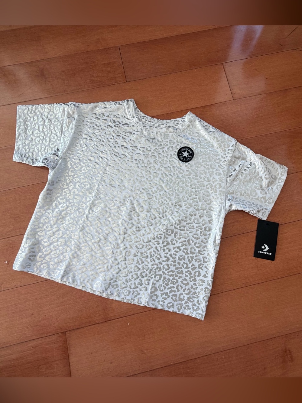Converse Girl Metallic Silver Leopard Print Tee, M 10–12 years